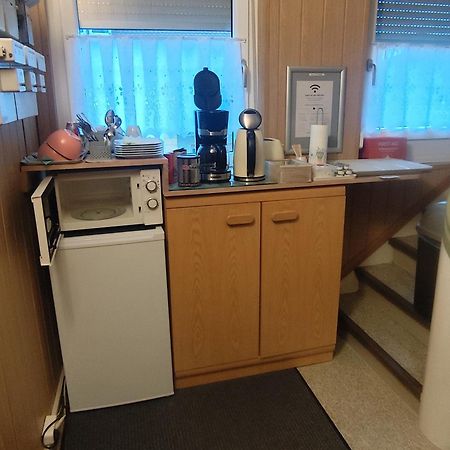 Gaestezimmer Boxenstopp Veitsbronn Kültér fotó